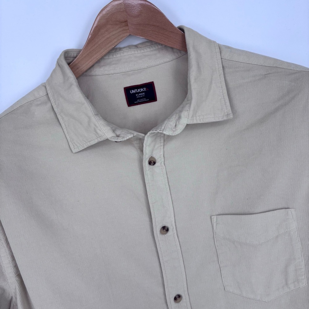UNTUCKit Corduroy Button Down Shirt Mens XL Beige Caprone Pinwale Pocket